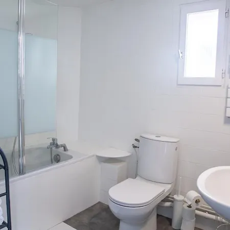 Le Neptune Proche Aéroport Cdg I Paris I Astérix Appartement